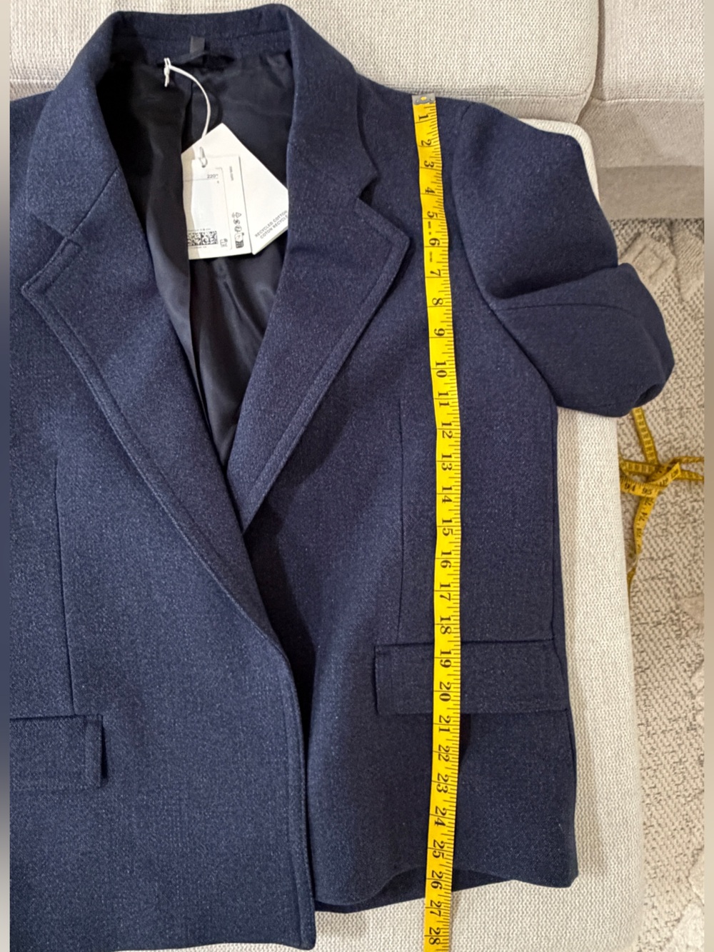 NWT COS Oversized Exaggerated-shoulder
Denim-look Blazer - Blue - Picture 9 of 13